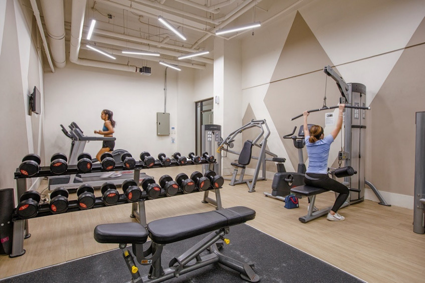 Semi-furnished Studio Condo Unit For Sale In Alabang, Muntinlupa At Studio City – Tower 5