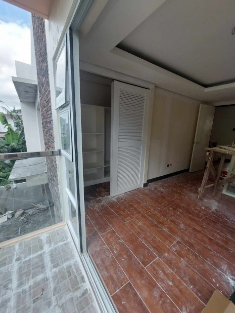 Residential Duplex Unit In An Exclusive Village In Molino 3 Bacoor Cavite