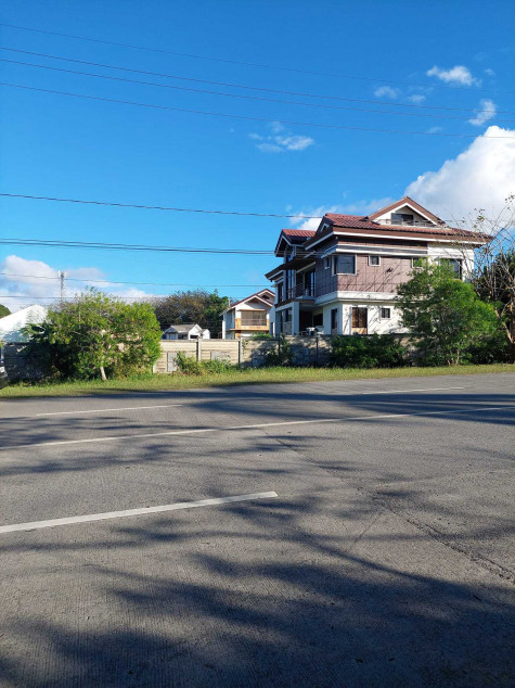 Residential Corner Lot Inside An Exclusive Township In Calamba For Sale