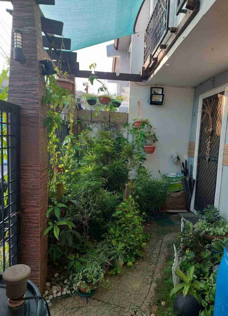 2 Units Townhouse & Lot for Sale in Deca Homes Lapu Lapu City