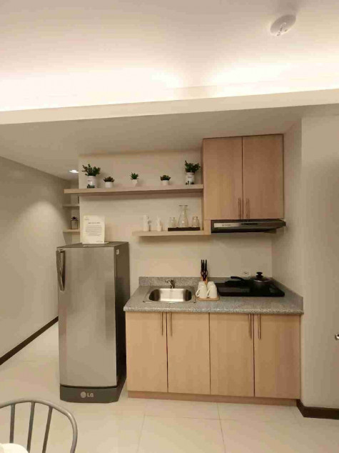 RFO 2-Bedroom + Parking Near La Salle Taft