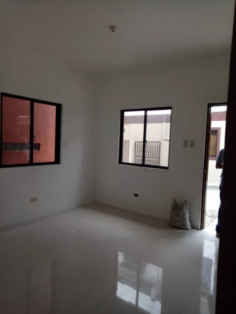 6.550M, Gabriel Estates, West Fairview Single Attached For Sale Near FEU Dahlia