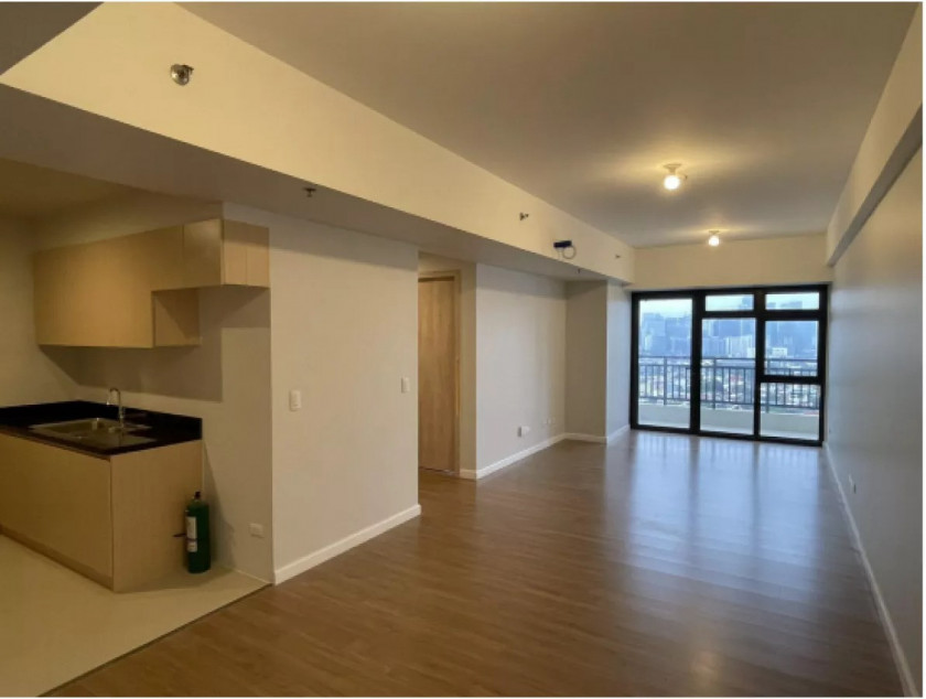 Best Deal!!! 2 Bedrooms Unit With Balcony For Sale In Travertine, Pasig City