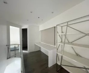 3 Bedrooms Bi-Level Unit for Sale in Fort Victoria, BGC, Taguig City