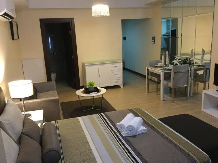 Studio Unit For Lease In Two Central Makati, Makati Cbd