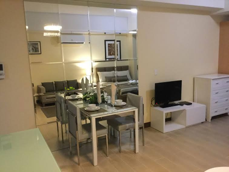 Studio Unit For Lease In Two Central Makati, Makati Cbd
