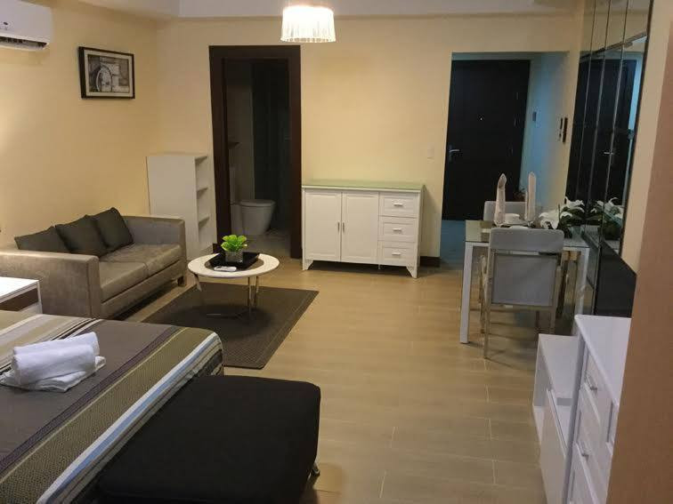 Studio Unit For Lease In Two Central Makati, Makati Cbd