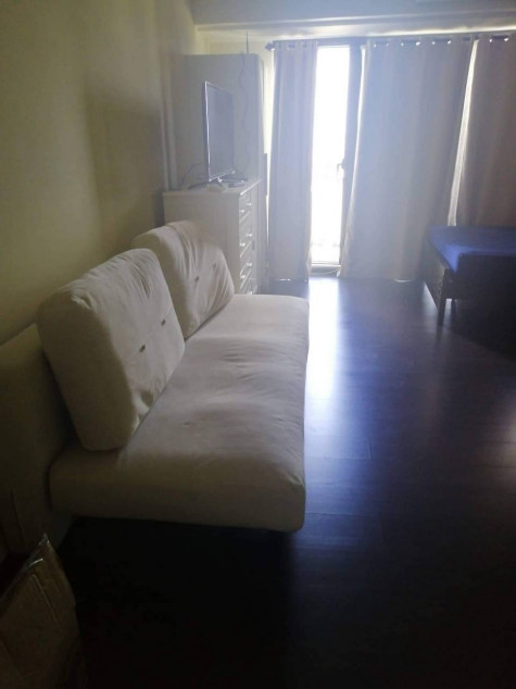 Studio With Balcony For Lease In Knightsbridge Residences, Makati Cbd