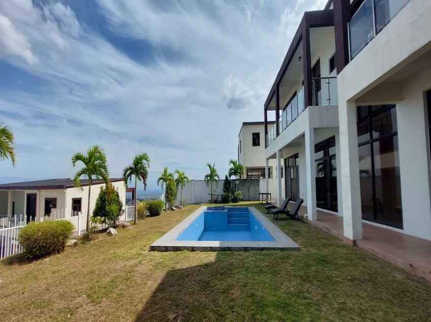 4BR Private Villa For Sale In Clark Freeport Zone Pampanga