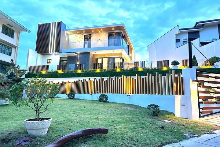 Elegant House For Sale In Talisay City, Cebu