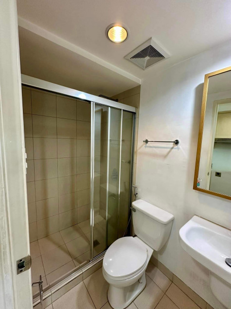 One Rockwell East Studio Unit For Sale!!