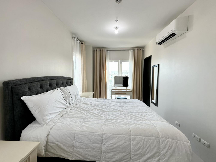 2BR Condo Unit For Sale - Solinea Tower 2, Cebu Business Park, Cebu City