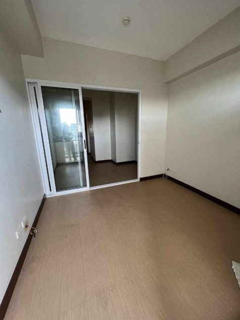 Condominium For Sale In Sheridan Towers -  Pasig