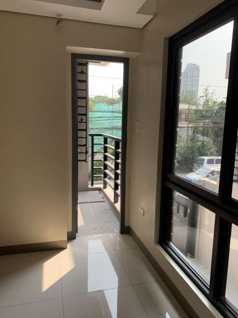 3 Storey Townhouse For Sale In Teachers Village, Quezon City