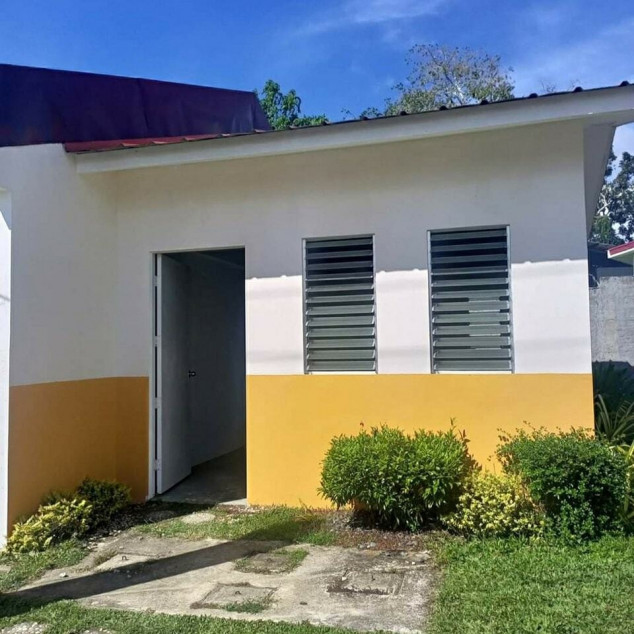 Country Homes Tangerine Row House/ Bare Type Model In Malainen Naic Cavite