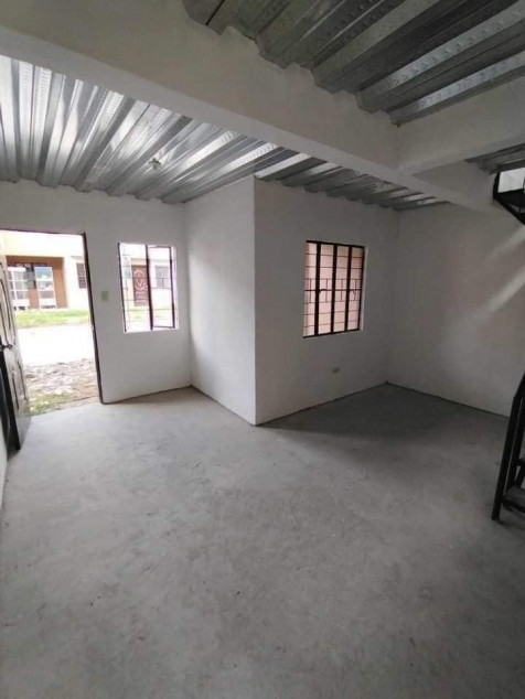 Savanna Ville 2 Storey Townhouse In Malagasang 1-c Imus Cavite