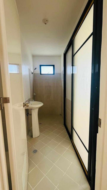 Estanzia Enclave Duplex / Townhouse, Complete Turn-Over, Halayhay Tanza Cavite