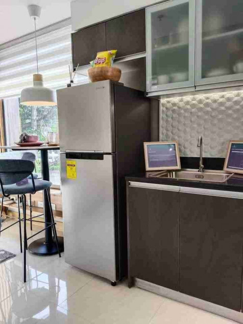 1BR with Balcony 26K Monthly in SYNC Residences