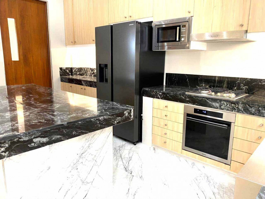 House And Lot For Sale In Geneva Gardens Nr Neopolitan Commonwealth Quezon City