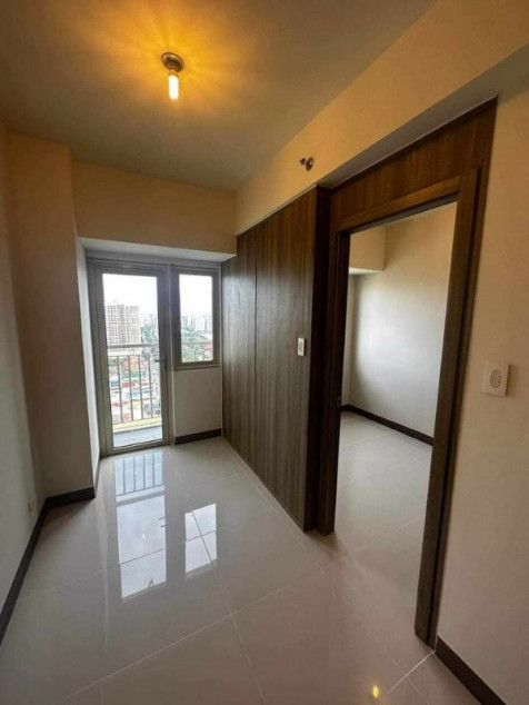 Coast Residences Family Suite B Unit With Balcony For Sale / Rent To Own