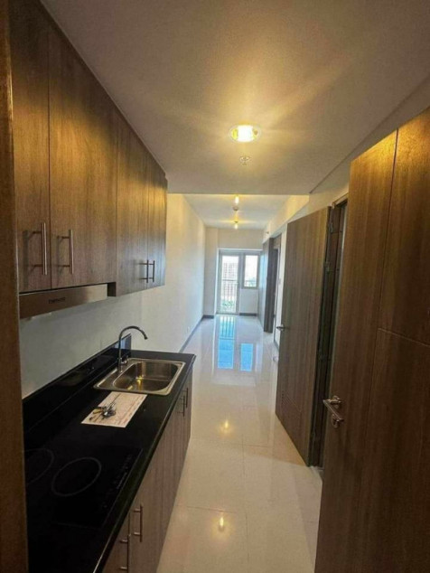 Coast Residences Family Suite B Unit With Balcony For Sale / Rent To Own