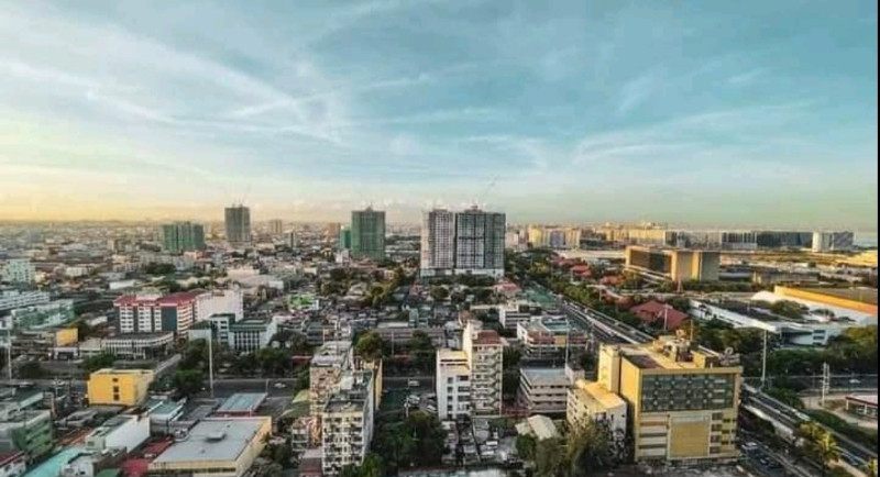 Coast Residences Family Suite B Unit W/balcony / Rent To Own