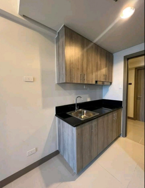 Coast Residences Family Suite B Unit W/balcony / Rent To Own