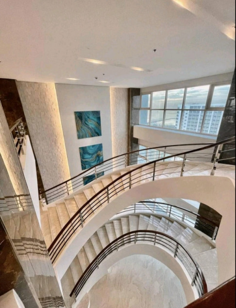 Coast Residences Family Suite B Unit W/balcony / Rent To Own