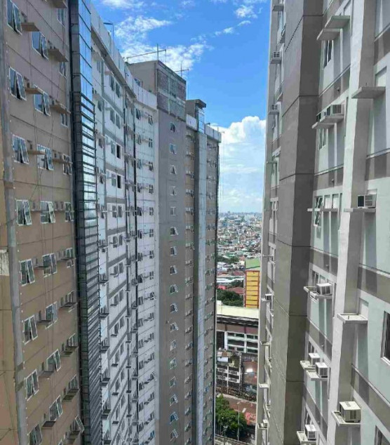 Ready For Occupancy, Rent To Own Condo Units In Manila. 5-10% Dp To Move In.