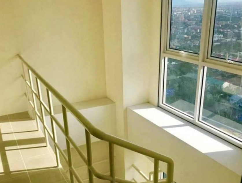 Penthouse 100k/mo. Rfo Lipat Agad Pasig Rent To Own Condo In Pasig