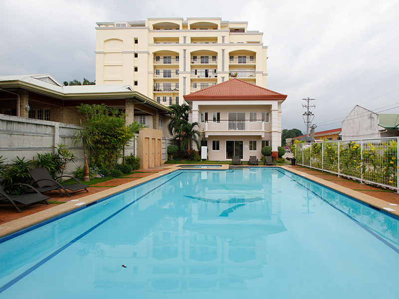 Code 238 - Condo For Sale In Woodcrest Don Quijada St., Guadalupe, Cebu City