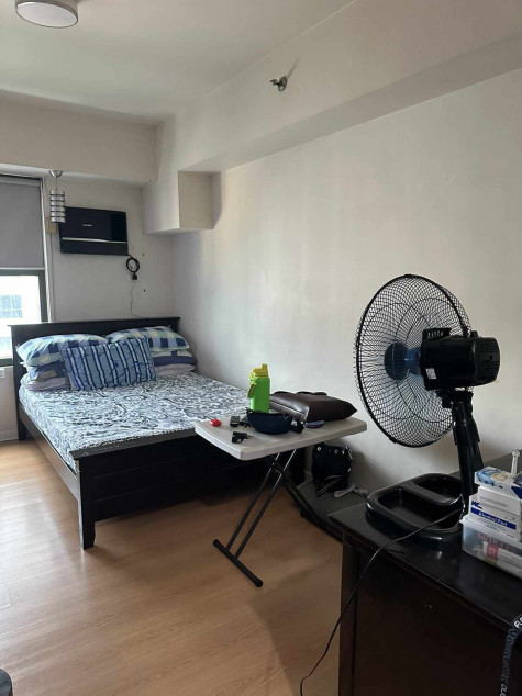 Clean Title RFO Fully Furnished Studio Unit FOR SALE at Belton Place Makati