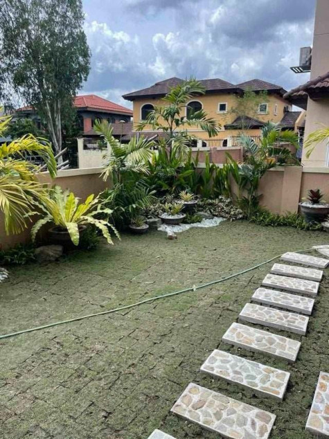 House and Lot for Sale at Portofino Heights Daang Hari