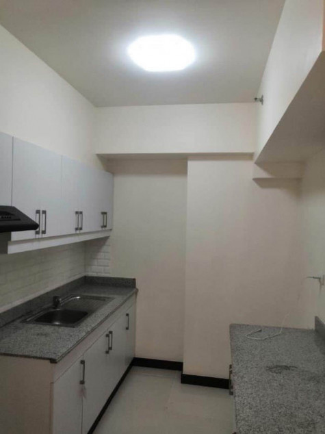 Clean Title RFO Furnished 2BR with Balcony & Parking FOR SALE at Lumiere Residences Pasig