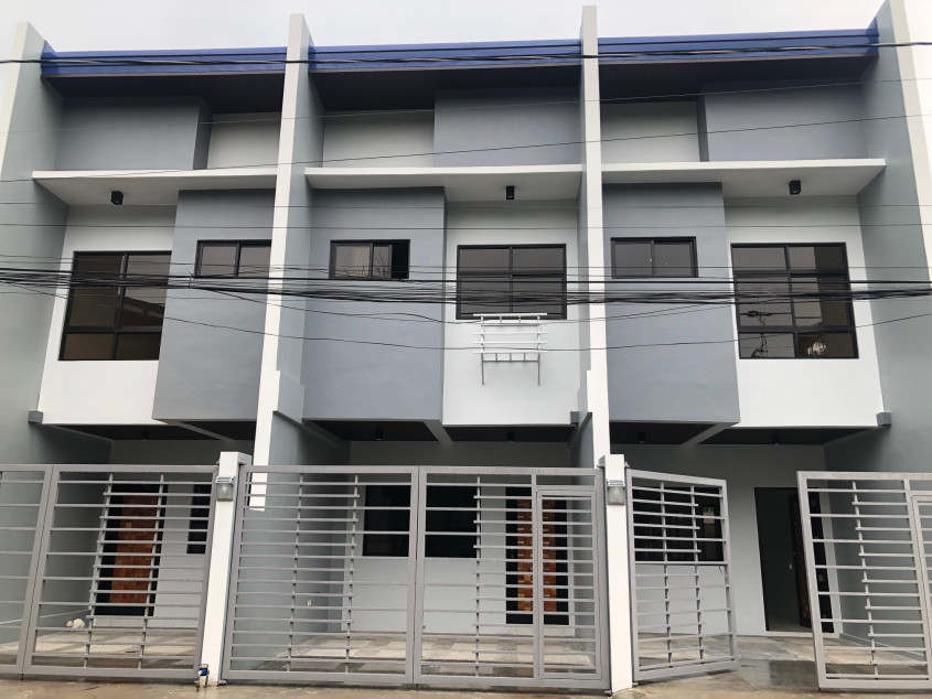 New Townhouse for Sale (3 units). Price is per unit.