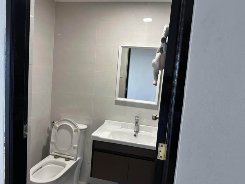 Clean Title RFO Furnished Studio Unit FOR SALE at R Square Residences Taft Ave. Manila