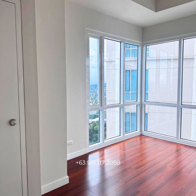 4BR Condo Unit for Sale - Marco Polo Residences, Lahug, Cebu City