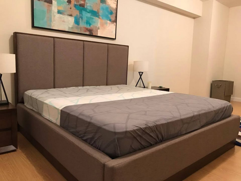 123 sqm 3-BR Condo with Balcony and Parking for Sale at The Grove by Rockwell, Pasig City