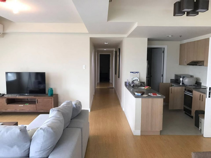 123 sqm 3-BR Condo with Balcony and Parking for Sale at The Grove by Rockwell, Pasig City