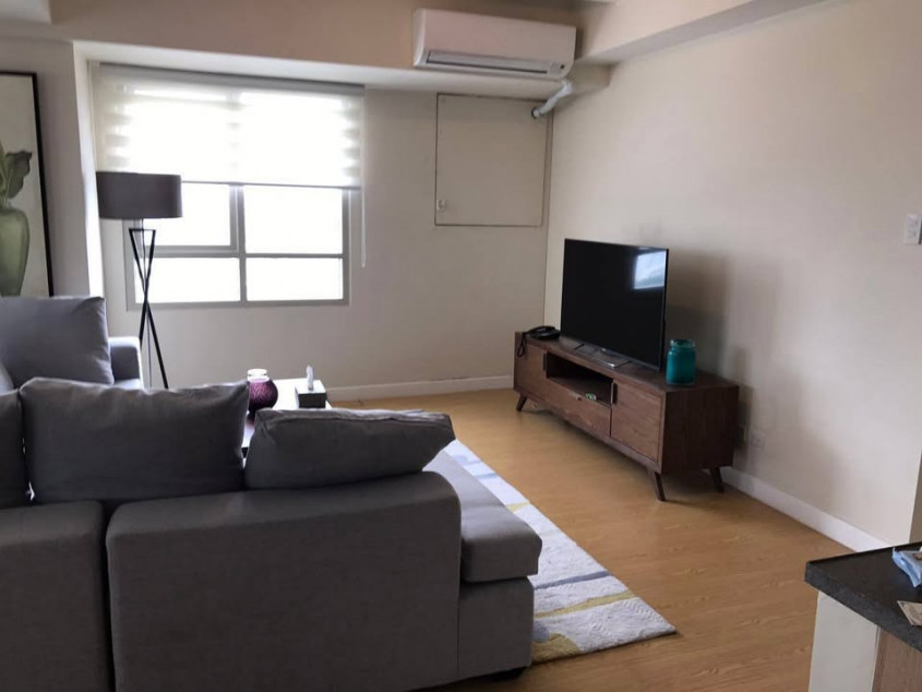 123 sqm 3-BR Condo with Balcony and Parking for Sale at The Grove by Rockwell, Pasig City