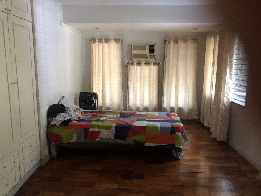 350 sqm 4-BR House with Garden for Sale in Philam Homes, Quezon City