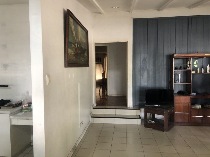 350 sqm 4-BR House with Garden for Sale in Philam Homes, Quezon City