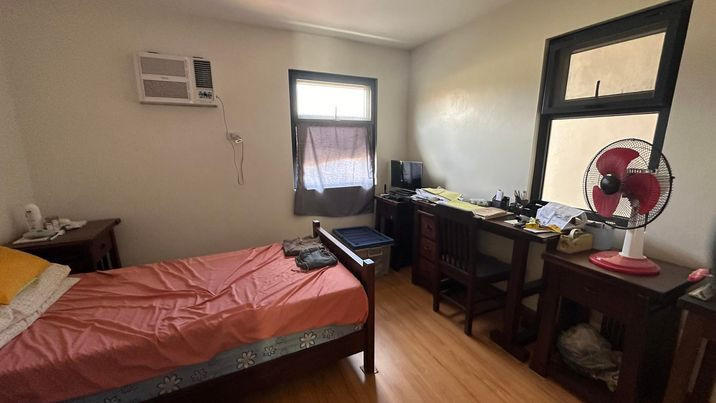 🍀3-Storey House and Lot for Sale in Lower Antipolo along Marcos Highway