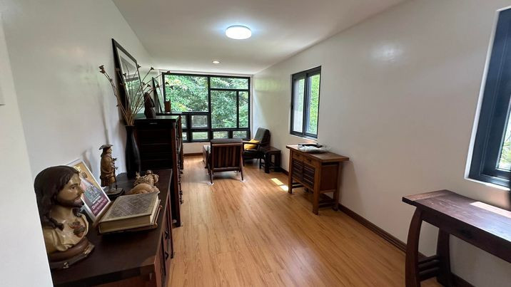 🍀3-Storey House and Lot for Sale in Lower Antipolo along Marcos Highway