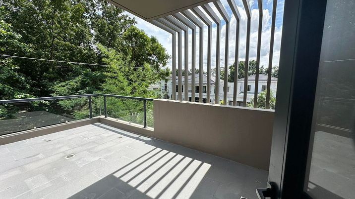 🍀3-Storey House and Lot for Sale in Lower Antipolo along Marcos Highway