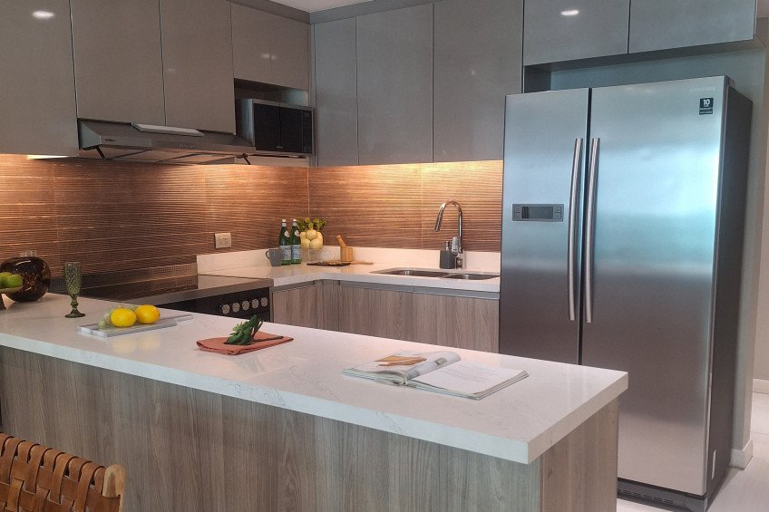 Elegant Two-Bedroom Condo with Balcony for Sale at Empress Capitol Commons (47B), Pasig City