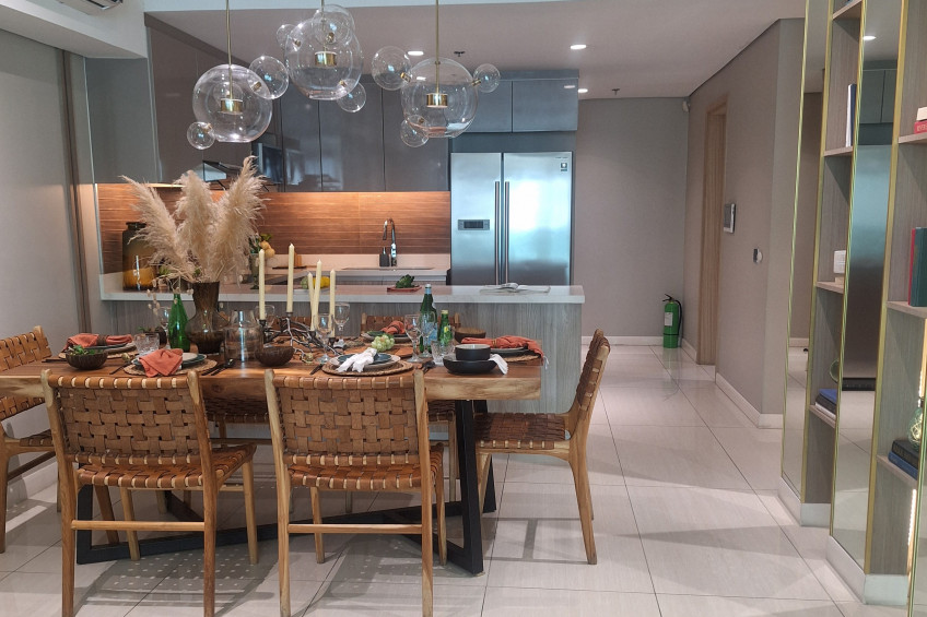 Elegant Two-Bedroom Condo with Balcony for Sale at Empress Capitol Commons (47B), Pasig City