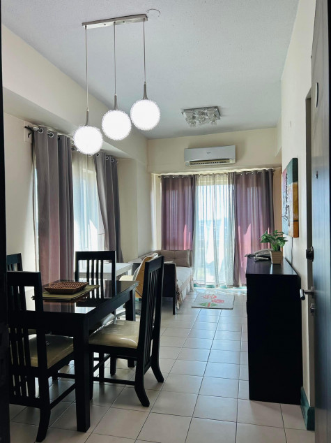 Clean Title RFO Furnished 1BR with Parking FOR SALE at Forbeswood Parklane BGC Taguig