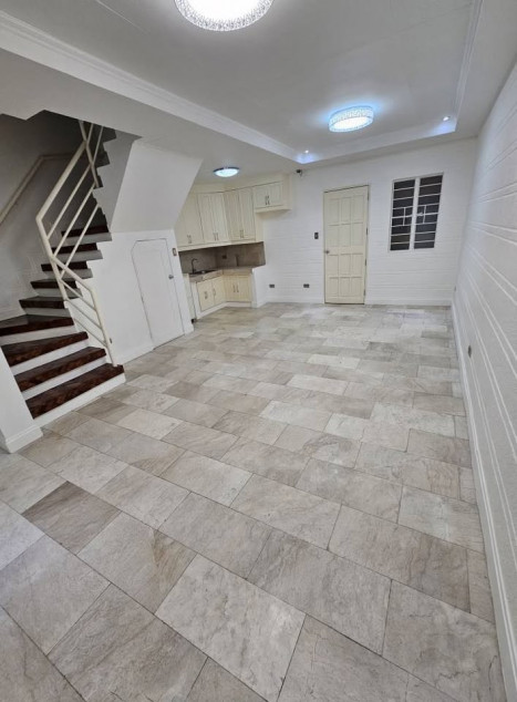 120 sqm 4-BR Townhouse for Rent in Sikatuna Village, Quezon City