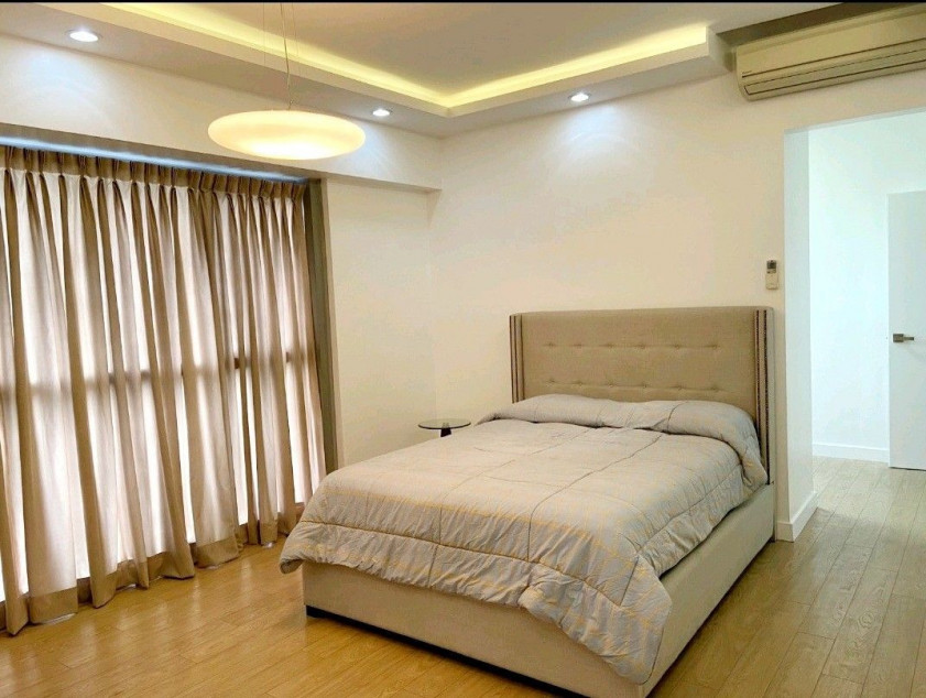 125 sqm 2BR Fully Furnished Condo for Rent at One Shangri-La Place, Mandaluyong